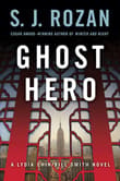Book cover of Ghost Hero