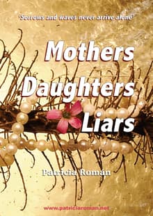 Book cover of Mothers Daughters Liars