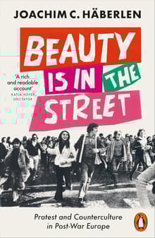 Book cover of Beauty is in the Street