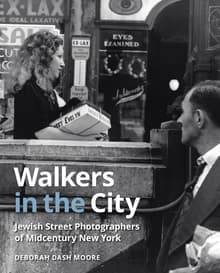 Book cover of Walkers in the City