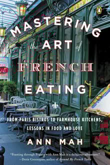 Book cover of Mastering the Art of French Eating