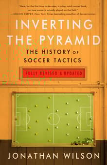 Book cover of Inverting the Pyramid: The History of Soccer Tactics