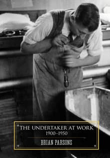 Book cover of The Undertaker at Work