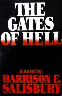 Book cover of The Gates of Hell