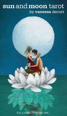 Book cover of Sun and Moon Tarot